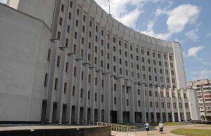 Активіст “Правого сектора” прийшов до Гунчика з гранатою? Активіст "Правого сектора" прийшов до Гунчика з гранатою?