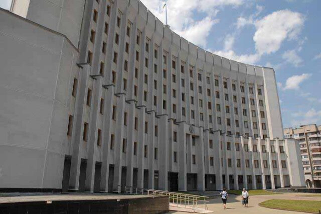 Активіст “Правого сектора” прийшов до Гунчика з гранатою? Активіст "Правого сектора" прийшов до Гунчика з гранатою?