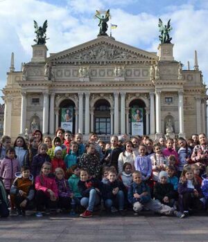 Нововолинці відвідали фестиваль мистецтв у Львові «Зірковий грамофон талантів»