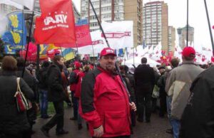 (Фото) Нововолинський УДАР підтримав акцію протесту під стінами ЦВК. (Фото) Нововолинський УДАР підтримав акцію протесту під стінами ЦВК.