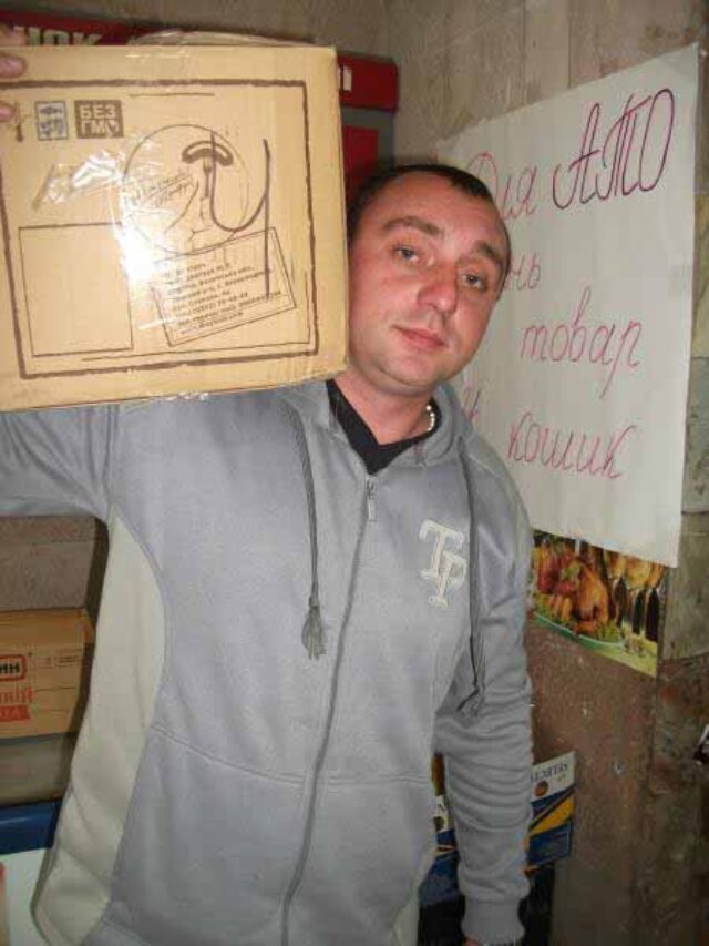 Як допомагають солдатам у Жовтневому Як допомагають солдатам у Жовтневому