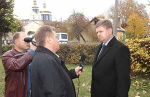 Фініш судового процесу: фанфари, арфи і сурми з цимбалами Фініш судового процесу: фанфари