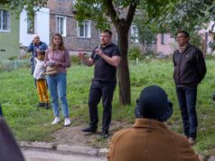 На вихідних міський голова Карпус провів зустрічі у дворах На вихідних міський голова Карпус провів зустрічі у дворах