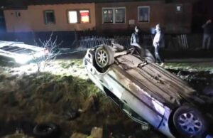 Легковик «Volvo» злетів з об’їзної дороги Нововолинська та перевернувся Легковик «Volvo» злетів з об'їзної дороги Нововолинська та перевернувся