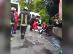 В Іваничівському районі смертельна аварія: фура зіткнулася з молоковозом (ВІДЕО) В Іваничівському районі смертельна аварія: фура зіткнулася з молоковозом (ВІДЕО)