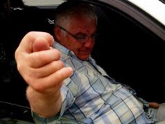 Затримали неадекватного водія легкового авто! (відео) Затримали неадекватного водія легкового авто! (відео)