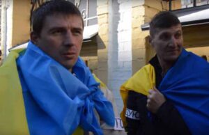 Нововолинські шахтарі голодують під Адміністрацією Президента (ВІДЕО) Нововолинські шахтарі голодують під Адміністрацією Президента (ВІДЕО)
