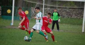 Черговий тур Вищої ліги Волині з футболу: Іваничі та Нововолинськ сильнішого не виявили Черговий тур Вищої ліги Волині з футболу: Іваничі та Нововолинськ сильнішого не виявили