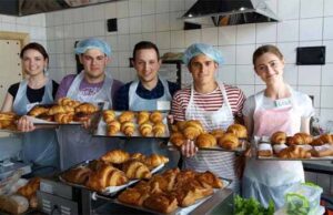 У Нововолинську відкрилась французька кав’ярня-пекарня «Франс.уа» У Нововолинську відкрилась французька кав'ярня-пекарня «Франс.уа»