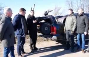 Фронтовий пікап: перші транспортні засоби відправляються в 14 ОМБр (ВІДЕО) Фронтовий пікап: перші транспортні засоби відправляються в 14 ОМБр (ВІДЕО)