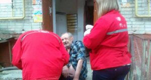 Під час пожежі працівники Служби Порятунку «101» врятували людину Під час пожежі працівники Служби Порятунку «101» врятували людину