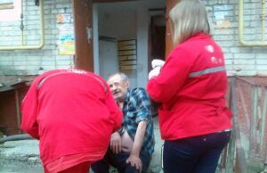 Під час пожежі працівники Служби Порятунку «101» врятували людину Під час пожежі працівники Служби Порятунку «101» врятували людину