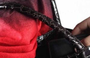 Злодій з 2-річною дитиною обікрав мешканців Нововолинська в маршрутці Злодій з 2-річною дитиною обікрав мешканців Нововолинська в маршрутці