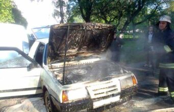 На Інтернаціональній згоріло авто На Інтернаціональній згоріло авто