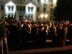 На Нововолинському Майдані цілодобово чергують депутати На Нововолинському Майдані цілодобово чергують депутати