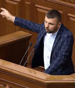 Гузь кличе до Києва шахтарів «потримати за горло» міністра Насалика