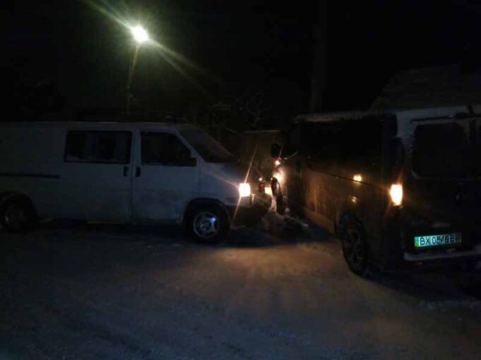 Ожеледиця у Нововолинську: в ДТП зіткнулись два мікроавтобуси Ожеледиця у Нововолинську: в ДТП зіткнулись два мікроавтобуси