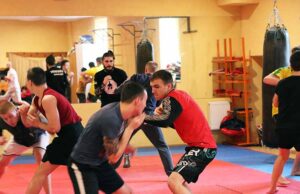 У Нововолинську відбувся майстер клас із змішаних єдиноборств (ФОТО/ВІДЕО) У Нововолинську відбувся майстер клас із змішаних єдиноборств (ФОТО/ВІДЕО)