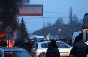 Устилуг і Ягодин перекритий: в дію вступили Закони про «євробляхі» (ОНОВЛЕНО) Устилуг і Ягодин перекритий: в дію вступили Закони про «євробляхі» (ОНОВЛЕНО)