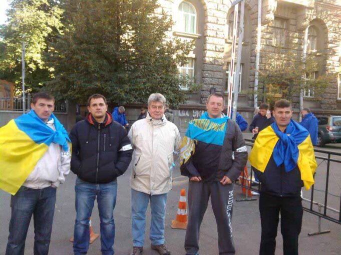 Шахтарі голодують у Києві: день четвертий Шахтарі голодують у Києві: день четвертий