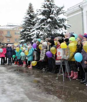 26 тисяч гривень зібрали завдяки благодійній акції у Нововолинську на підтримку онкохворого Романа Гальчика
