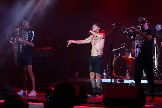 Що не день – так і пень Що не день – так і пень