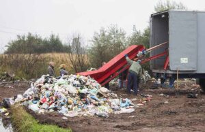 У Нововолинську запустили сміттєсортувальну лінію У Нововолинську запустили сміттєсортувальну лінію