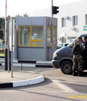 img_3000w Чому "Айдар" стоїть на Ягодинській митниці