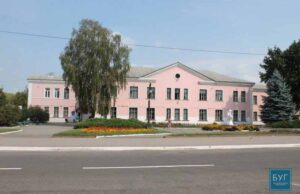 Мешканка Нововолинська просить дозволити спонсору доукомплектувати апарат для боротьби з онко Мешканка Нововолинська просить дозволити спонсору доукомплектувати апарат для боротьби з онко