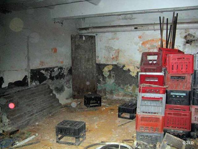 І сховаємося від смерті у бомбосховищах… І сховаємося від смерті у бомбосховищах…