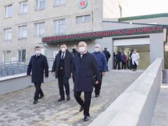 Понад 300 тисяч розтрати: суд розглядає справу про завищені зарплати в лікарні за часів Мороза Понад 300 тисяч розтрати: суд розглядає справу про завищені зарплати в лікарні за часів Мороза