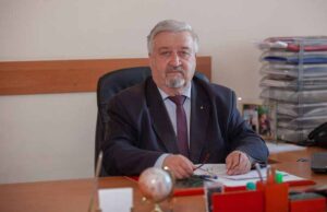 Самодурство Рожелюка: радник Сапожнікова назвав громадських активістів «зборищем» Самодурство Рожелюка: радник Сапожнікова назвав громадських активістів «зборищем»