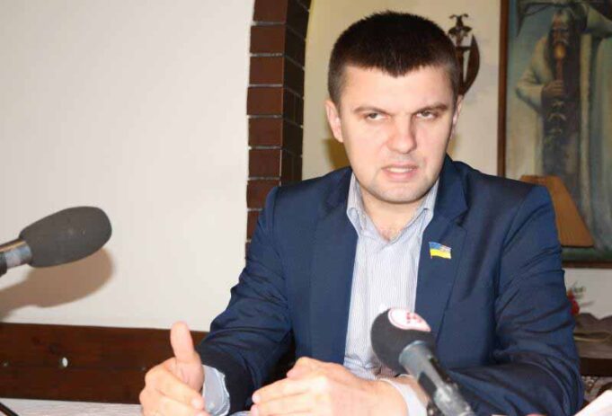 Ігор Гузь: “Як буде треба – перекриватиму дорогу з шахтарями”, – прес-конференція Ігор Гузь: "Як буде треба - перекриватиму дорогу з шахтарями"
