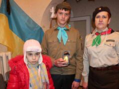 Нововолинські пластуни привези Вифлиємський вогонь Нововолинські пластуни привези Вифлиємський вогонь