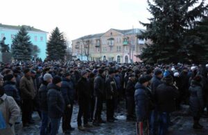 Шахтарський мітинг “Місту – жити!” (ФОТО, ВІДЕО – оновлено) Шахтарський мітинг "Місту - жити!" (ФОТО