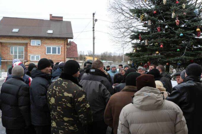 Нововолинські шахтарі поставили владі ультиматум (ВІДЕО, ОНОВЛЕНО) Нововолинські шахтарі поставили владі ультиматум (ВІДЕО