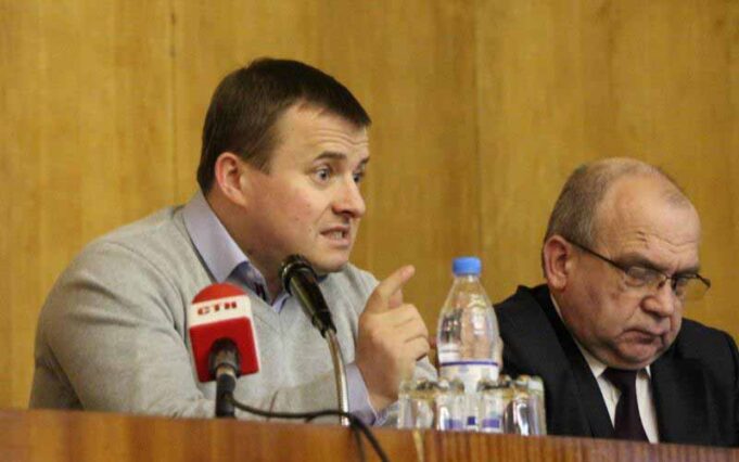 Шахтарям пообіцяли виплатити зарплату за січень Шахтарям пообіцяли виплатити зарплату за січень