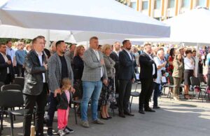 Урочистості з нагоди 71-ї річниці з Дня заснування міста та Дня шахтаря (ФОТО/ВІДЕО) Урочистості з нагоди 71-ї річниці з Дня заснування міста та Дня шахтаря (ФОТО/ВІДЕО)