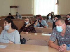 У Нововолинську активісти зустрілися з владою міста, вимагаючи забезпечити пільгові перевезення У Нововолинську активісти зустрілися з владою міста