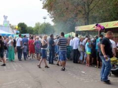 День міста та День шахтаря (Частина 2: атракціони і танці) День міста та День шахтаря (Частина 2: атракціони і танці)