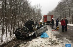 Смертельне ДТП трапилося на крижаній трасі неподалік річки Буг Смертельне ДТП трапилося на крижаній трасі неподалік річки Буг