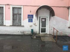 Погром у поліклініці Нововолинська: порожні пляшки, розкидані презервативи та пошкоджені двері кабінетів Погром у поліклініці Нововолинська: порожні пляшки