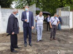 Аби догодити міністрові, мер Нововолинська заговорив мовою окупанта Аби догодити міністрові