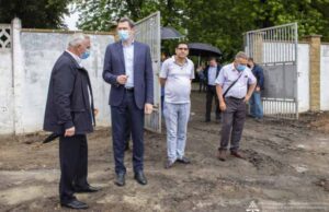 Аби догодити міністрові, мер Нововолинська заговорив мовою окупанта Аби догодити міністрові