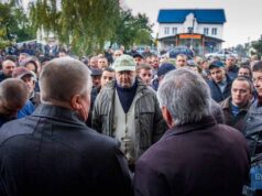 Нововолинські шахтарі влаштували акцію протесту під ДП “Волиньвугілля” Нововолинські шахтарі влаштували акцію протесту під ДП “Волиньвугілля”