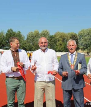За халтуру на стадіоні «Шахтар» у Нововолинську знову розрахувались платники податків