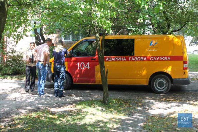 Через мікрохвильову піч ледь не згоріла квартира Через мікрохвильову піч ледь не згоріла квартира
