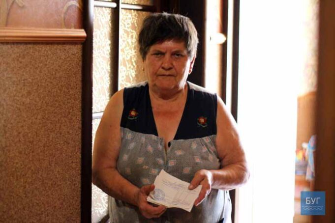 Пенсіонерка і мати інваліда за власні кошти ремонтує квартиру, пошкоджену вибухом газу в будинку Пенсіонерка і мати інваліда за власні кошти ремонтує квартиру