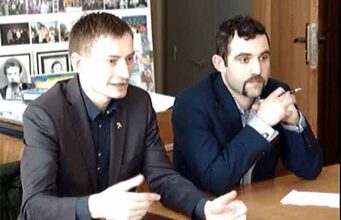 Польський Фонд «Відкритий Діалог» розповідає нововолинцям, як проводити люстрацію (відео) Польський Фонд «Відкритий Діалог» розповідає нововолинцям