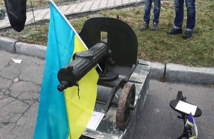 Патріотична акція-ярмарок у Володимирі-Волинському (відео) Патріотична акція-ярмарок у Володимирі-Волинському (відео)
